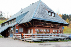 Stollenbacher Hütte auf 1092m Oberried